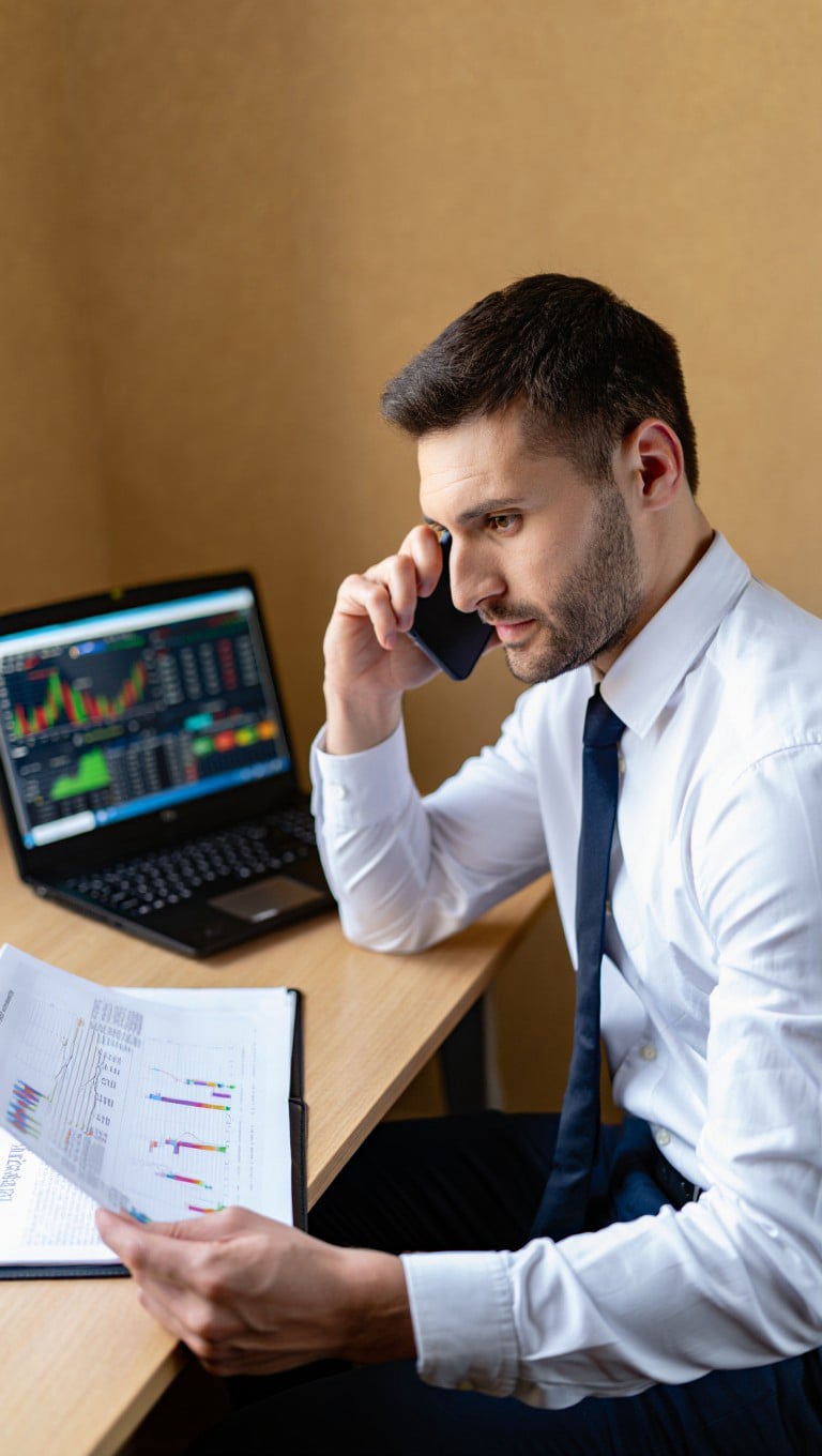 Hooty's Apper Ticker